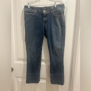 EUC Gap Low Rise Cropped Jeans Size 8